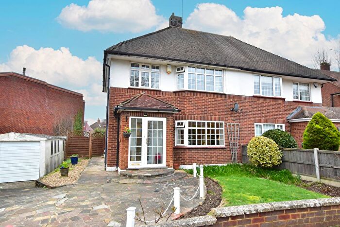 3 Bedroom Semi Detached House For Sale In Fourth Avenue, Garston, Watford, WD25