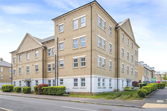 2 Bedroom Flat For Sale In Simmons Road, Weldon, Swanscombe, Kent, DA10