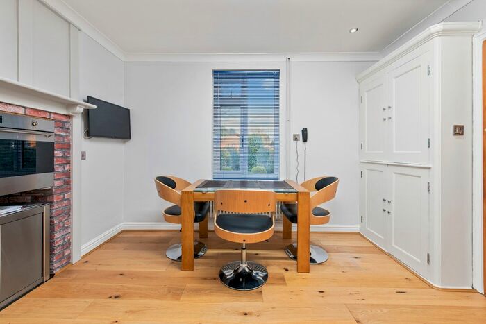 4 Bedroom Detached House For Sale In New Road, Sutton Bridge, Spalding, PE12