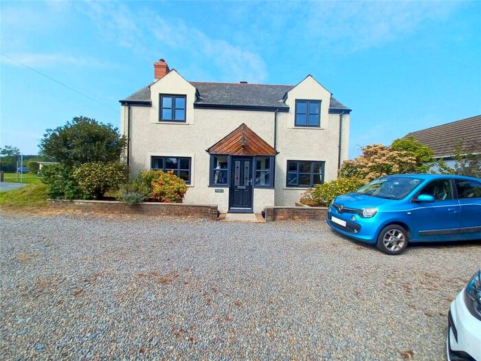 3 Bedroom Detached House For Sale In Sardis, Milford Haven, Pembrokeshire, SA73