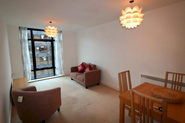 2 Bedroom Flat To Rent In Jq One, George Street, Birmingham, B3