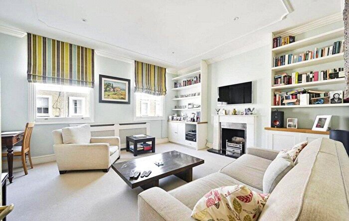 2 Bedroom Terraced House For Sale In Ifield Road, Chelsea, London, SW10