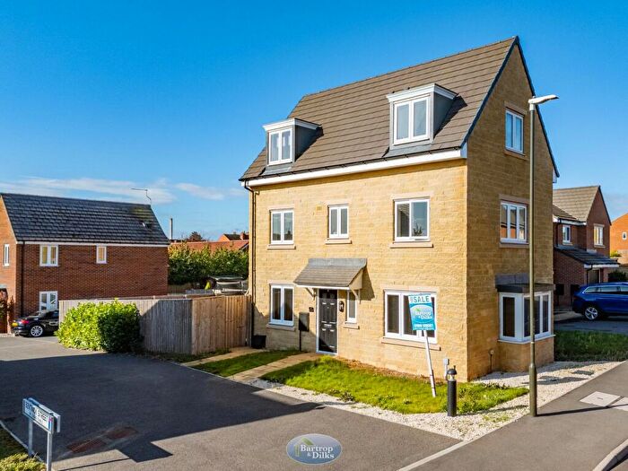 4 Bedroom Detached House For Sale In Hodding Road, Hodthorpe, S80