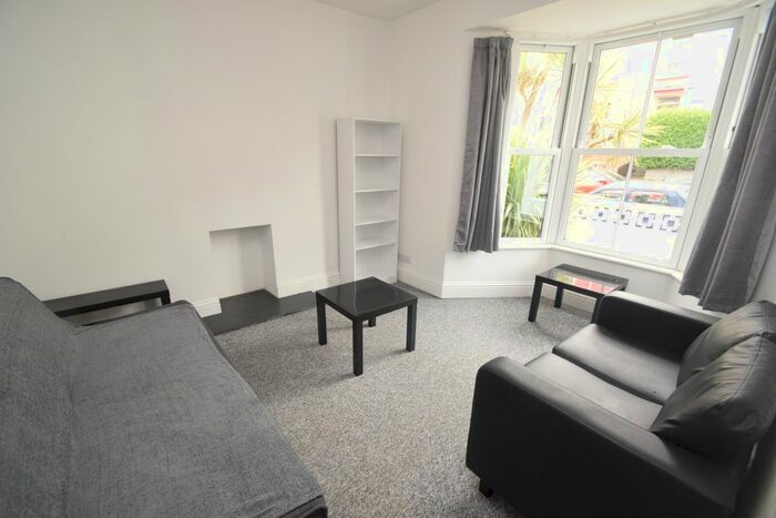 4 Bedroom Terraced House To Rent In Budock Terrace, Falmouth, TR11
