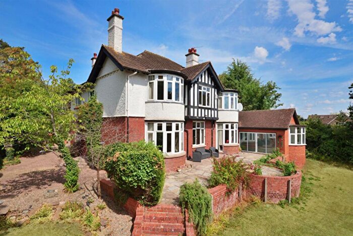 5 Bedroom Detached House For Sale In Vineyard Road, Hereford, HR1
