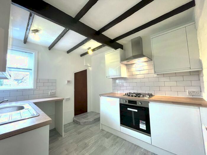 2 Bedroom Flat To Rent In Main Street, Burley In Wharfedale, Ilkley, LS29