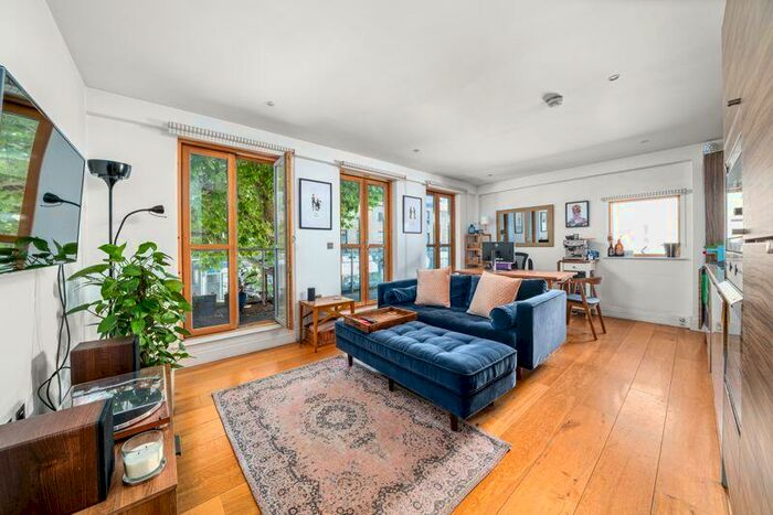 2 Bedroom Flat To Rent In Murray Street, London, NW1