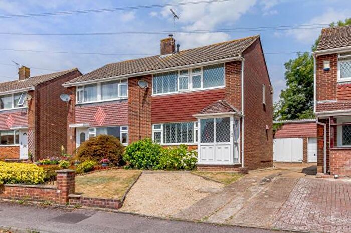 3 Bedroom Semi Detached House To Rent In Sholing, Southampton, SO19