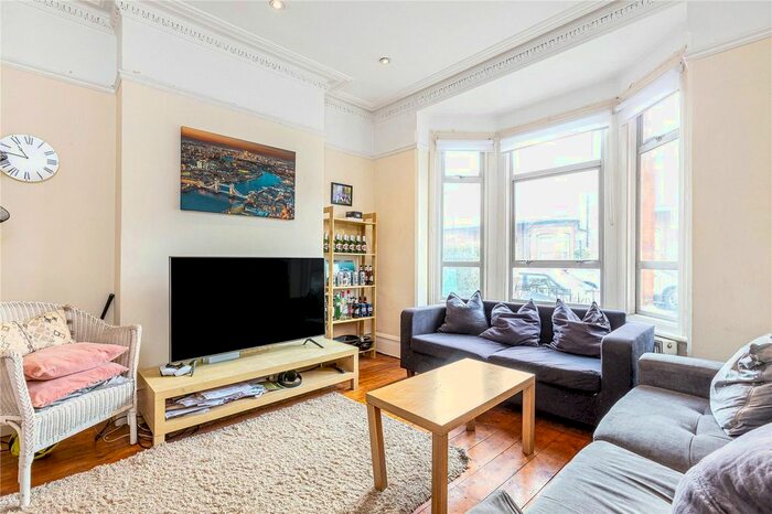 4 Bedroom Terraced House To Rent In Rosebery Road, London, SW2