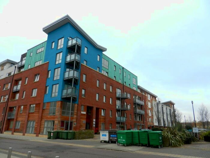 2 Bedroom Flat To Rent In Crown And Anchor House, Bristol, BS2