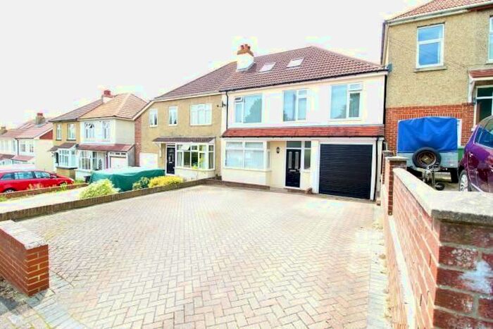 4 Bedroom Property To Rent In Merthyr Avenue, Drayton, Portsmouth, PO6