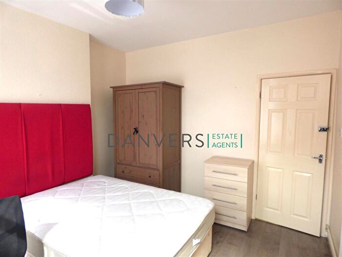 4 Bedroom Terraced House To Rent In Grasmere Street, Leicester, LE2