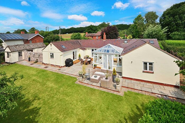 3 Bedroom Bungalow For Sale In Bromsberrow Heath, Ledbury, HR8