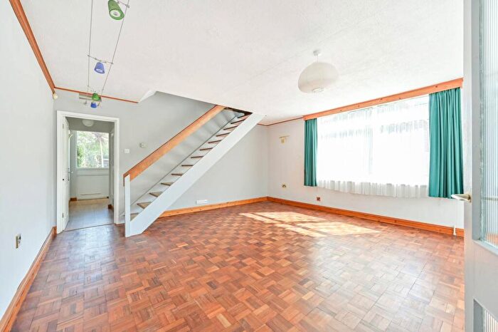 3 Bedroom End Of Terrace House To Rent In Boyn Hill Road, Maidenhead, SL6