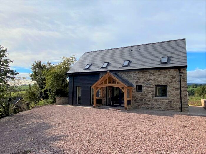 3 Bedroom Detached House To Rent In Pontrilas, Hereford HR2