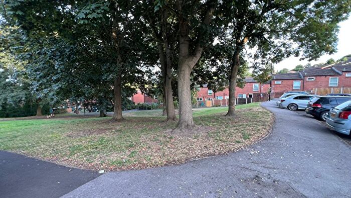 2 Bedroom End Of Terrace House To Rent In Springvale Walk, Sheffield, S6