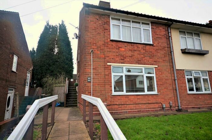2 Bedroom Maisonette To Rent In Rounds Hill Road, Bilston, WV14