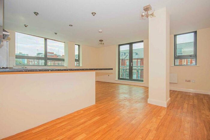 2 Bedroom Apartment To Rent In Queens Road, Coventry, CV1