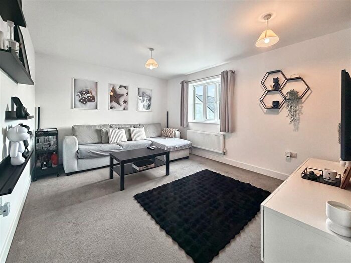 2 Bedroom Detached House For Sale In Teign Fort Drive, Kingsteignton, Newton Abbot, TQ12