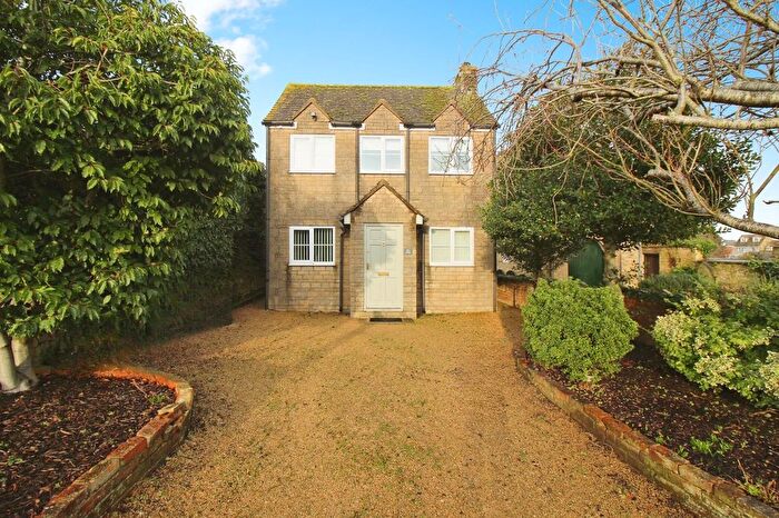 4 Bedroom Detached House To Rent In Calcutt Street, Cricklade, Swindon, SN6