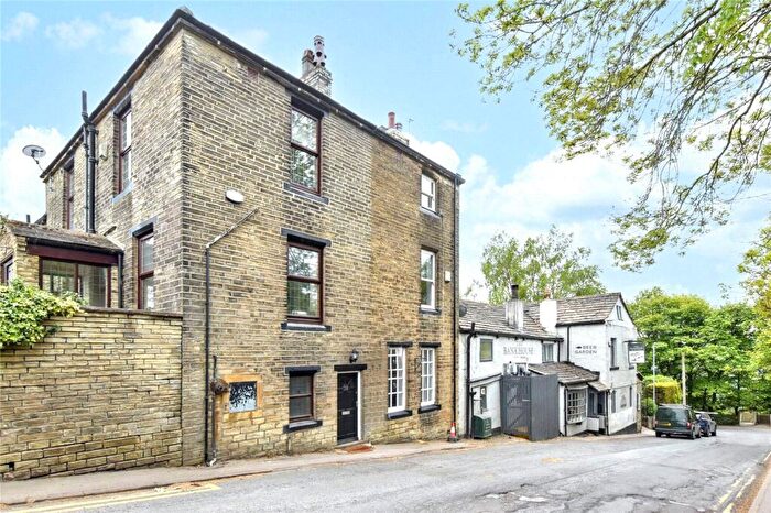 2 Bedroom Terraced House To Rent In Bankhouse Lane, Pudsey, West Yorkshire, LS28