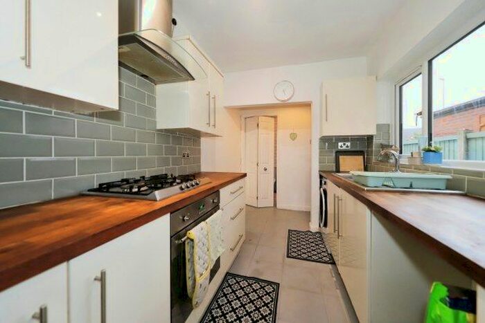 3 Bedroom Property To Rent In Pemberton Road, Bilston, WV14