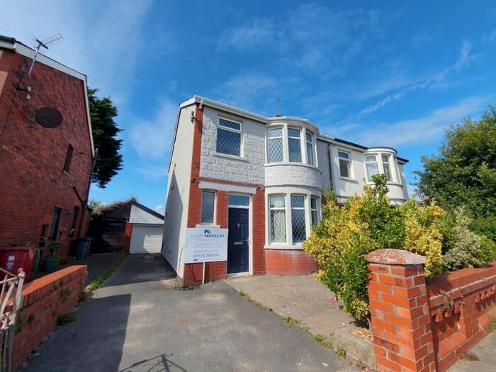 3 Bedroom Semi-Detached House To Rent In Arnold Avenue, Blackpool, Lancashire, FY4