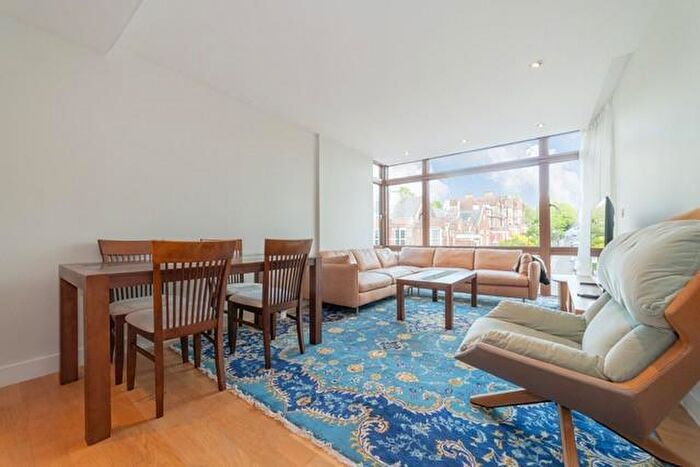 3 Bedroom Apartment For Sale In Pulse Apartments, Lymington Road, London, NW6