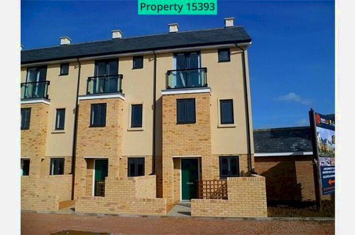 5 Bedroom Town House To Rent In Ring Fort Road, Cambridge, CB4