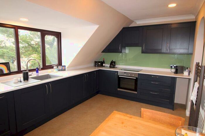 3 Bedroom Apartment To Rent In Stunning Penthouse Bedroom Apartment - Penn Hill, BH14