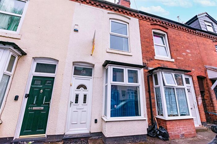 4 Bedroom House To Rent In George Road, Selly Oak, Birmingham, West Midlands, B29