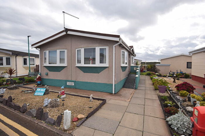 2 Bedroom Mobile Home For Sale In West Shore Park, Barrow-in-Furness, LA14