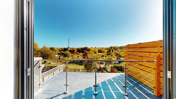 3 Bedroom Semi-Detached House To Rent In Priory Road, Stamford, PE9