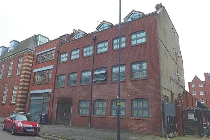 1 Bedroom Studio To Rent In Merchants Rest, City Centre, Bristol, BS2