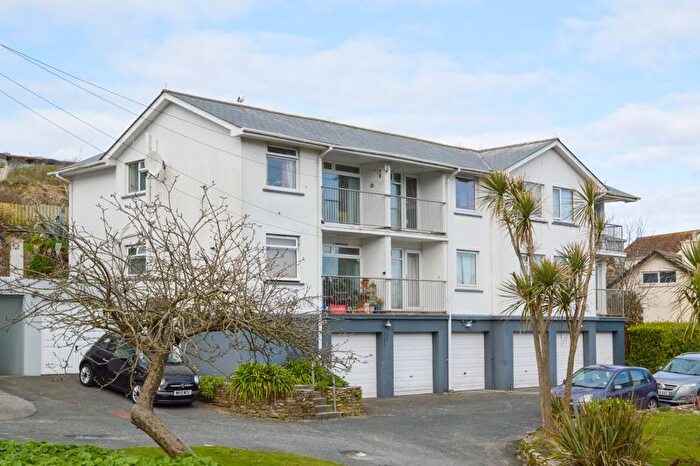 2 Bedroom Flat To Rent In Beach Road, Porth, Newquay, TR7