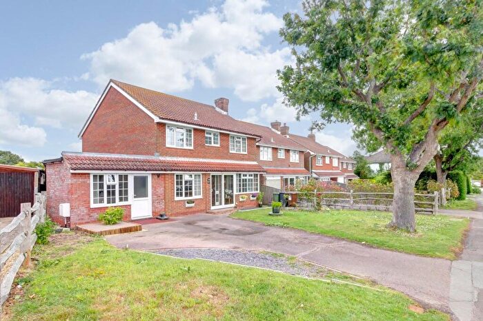 5 Bedroom Detached House For Sale In Marshfoot Lane, Hailsham, BN27