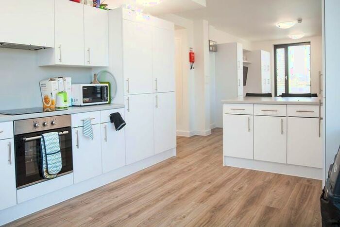 1 Bedroom Flat To Rent In Heavitree Road, Exeter, EX1