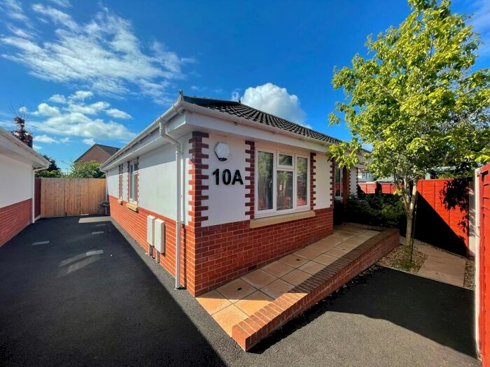 3 Bedroom Bungalow To Rent In Grove Road East, BH23