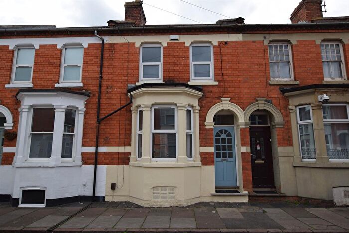 2 Bedroom Property To Rent In Talbot Road, Abington, Northampton, NN1