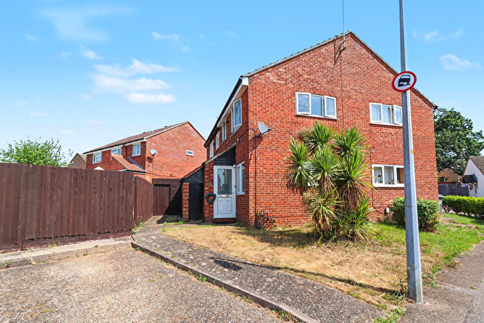 1 Bedroom Cluster House To Rent In Christie Road, Stevenage, Hertfordshire, SG2