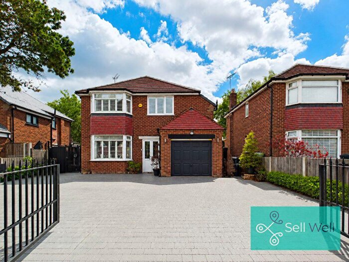3 Bedroom Detached House For Sale In The Westlands, Swinton, Manchester, M27