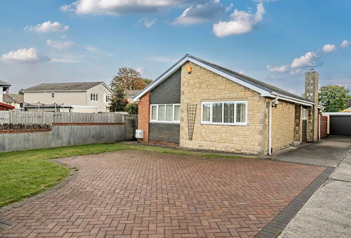 3 Bedroom Bungalow For Sale In School Road, Frampton Cotterell, Bristol, Gloucestershire, BS36