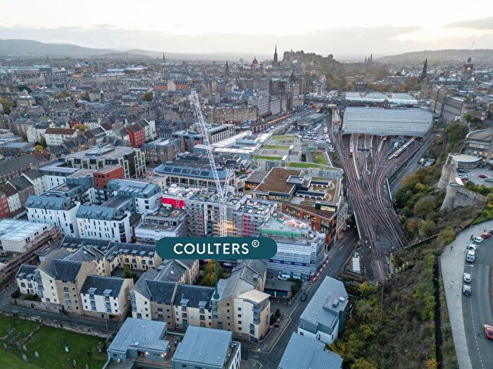 2 Bedroom Penthouse For Sale In / Old Tolbooth Wynd, Holyrood, Edinburgh, EH8