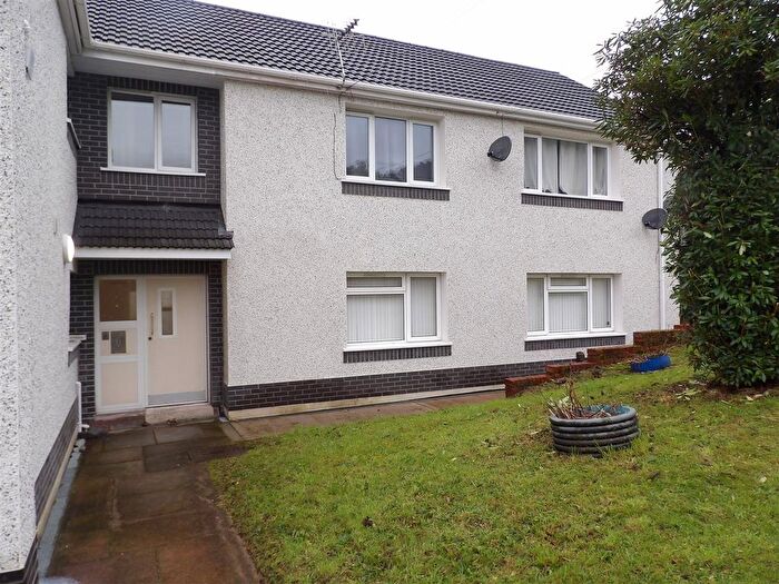 2 Bedroom Flat For Sale In Heol Jwbili, Cwmavon, Port Talbot, SA12