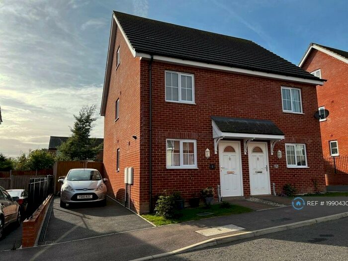 3 Bedroom Semi-Detached House To Rent In Valley Gardens, Leiston, IP16