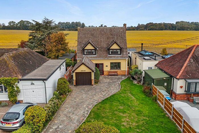 3 Bedroom Detached House For Sale In High Ongar Road, Ongar, Essex, CM5