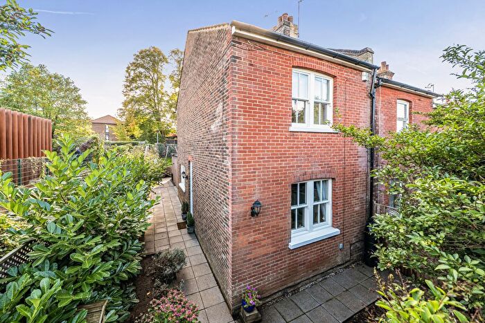 2 Bedroom Semi Detached House For Sale In Buckhurst Avenue, Sevenoaks, Kent, TN13