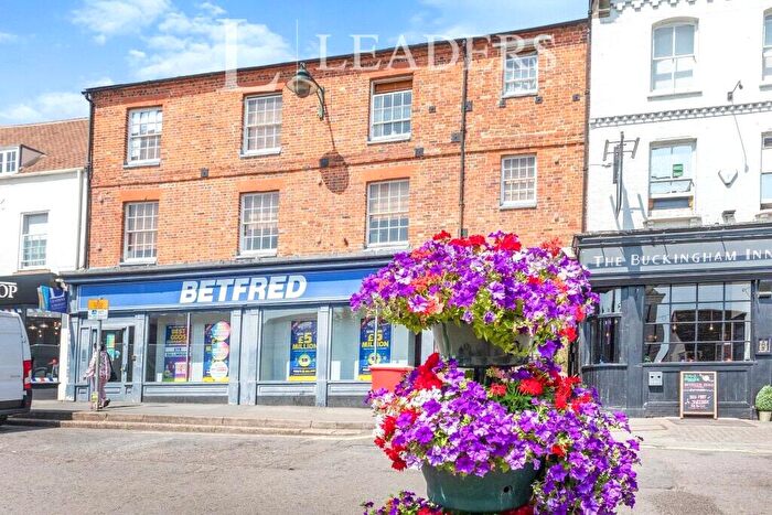 1 Bedroom Flat To Rent In Market Hill, Buckingham, MK18