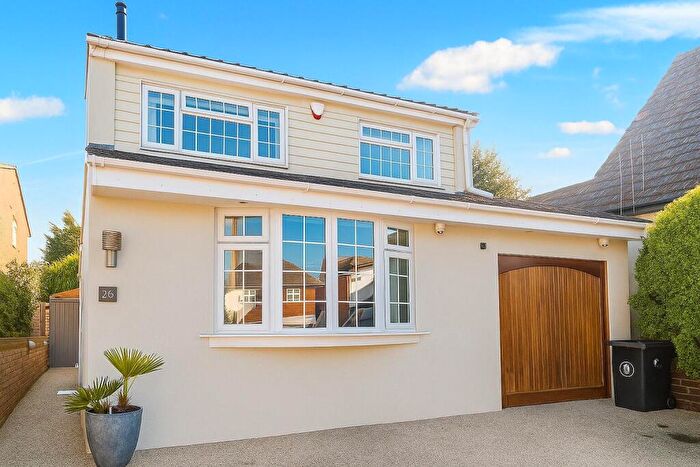 4 Bedroom Detached House For Sale In Mount Road, Rochester, ME1