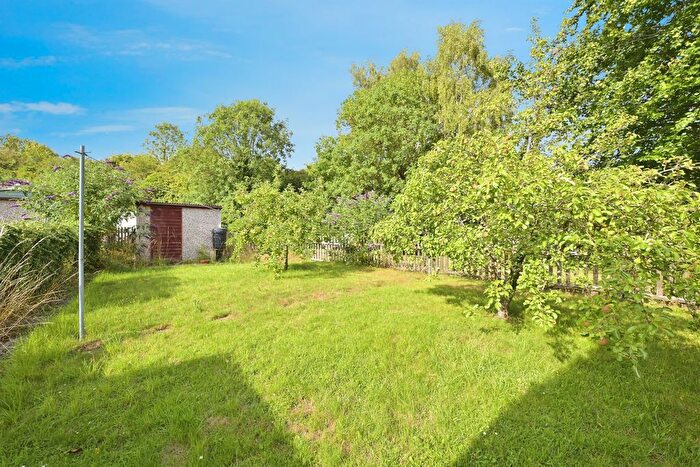 2 Bedroom Flat For Sale In Park Street, Kings Cliffe, Peterborough, PE8